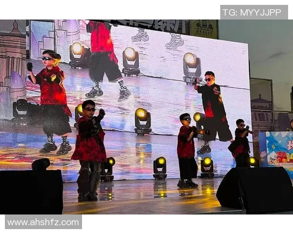 南京街舞队在全国街舞大赛中的灵活性表现引发热议与赞赏